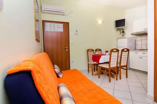 Apartmán Střední Dalmácie - Pisak DA 2308 N4