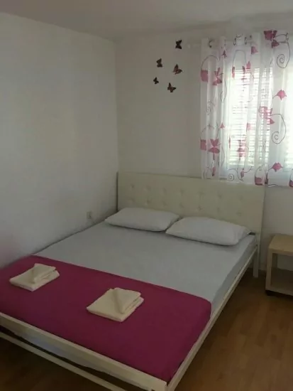 Apartmán Střední Dalmácie - Okrug Donji DA 3312 N2