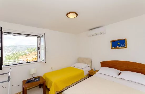 Apartmán Střední Dalmácie - Okrug Donji DA 3312 N3