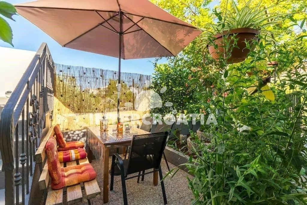 Apartmán Střední Dalmácie - Vinišće DA 3415 N1