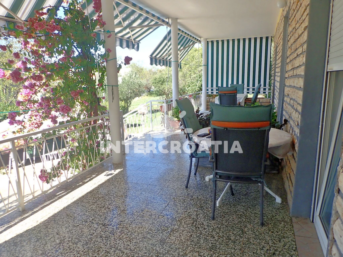 Apartmán Severní Dalmácie - Starigrad DA 6009 N1