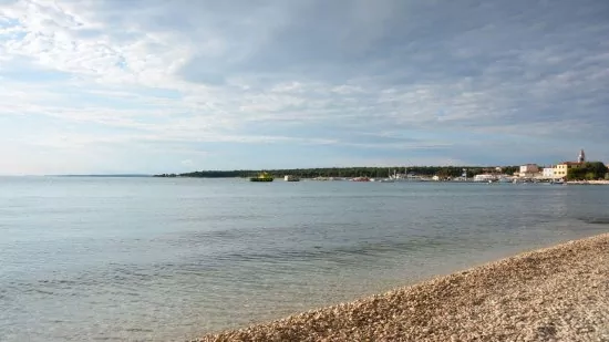 Gradska pláž v městečku Fažana.