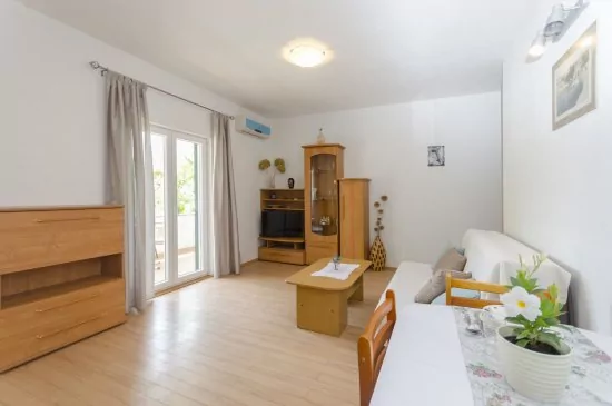 Apartmán Severní Dalmácie - Vodice DA 4121 N1