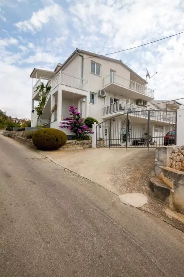 Apartmán Střední Dalmácie - Marina DA 3426 N3