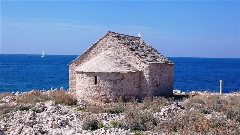 Pobřeží města Ražanj.