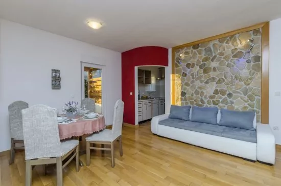 Apartmán Střední Dalmácie - Staniči DA 2605 N3