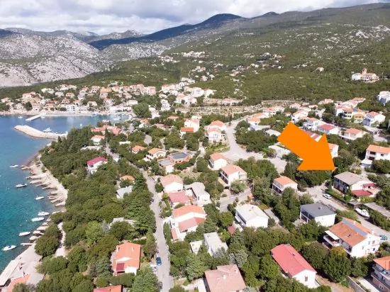 Umístění objektu z leteckého pohledu.