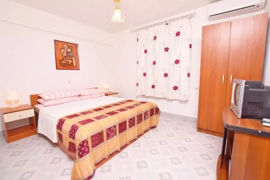 Apartmán Střední Dalmácie - Pisak DA 2309 N4