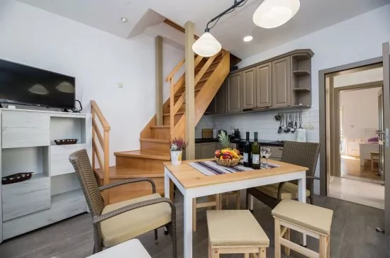 Apartmán Střední Dalmácie - Duće DA 2732 N2