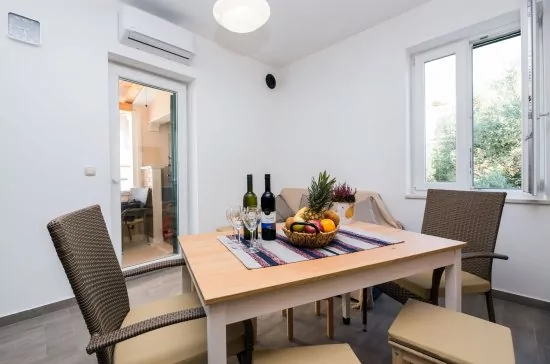Apartmán Střední Dalmácie - Duće DA 2732 N2