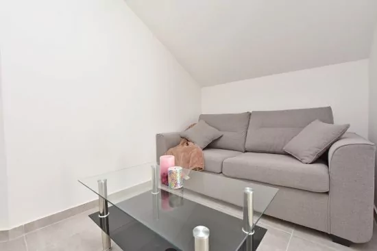 Apartmán Střední Dalmácie - Pisak DA 2310 N1
