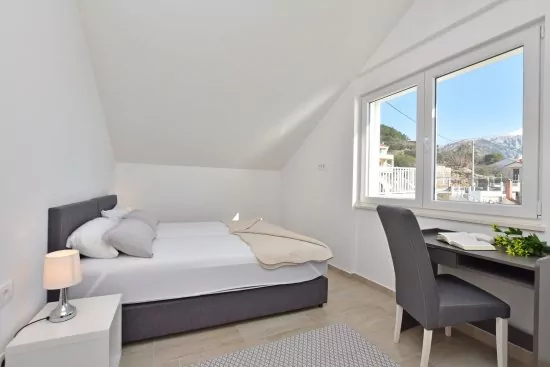 Apartmán Střední Dalmácie - Pisak DA 2310 N2