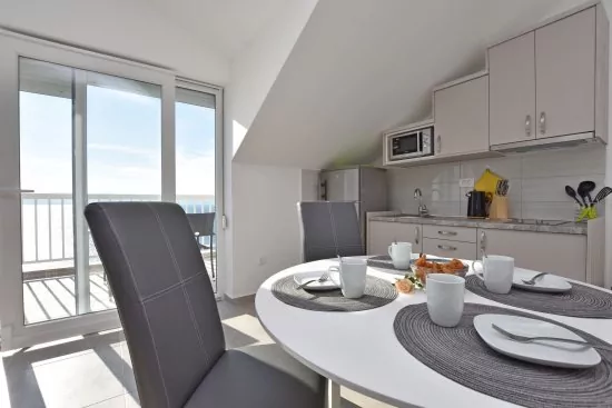 Apartmán Střední Dalmácie - Pisak DA 2310 N2
