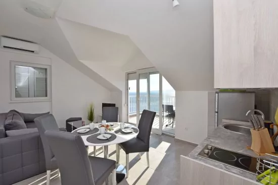 Apartmán Střední Dalmácie - Pisak DA 2310 N2