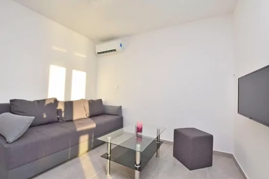 Apartmán Střední Dalmácie - Pisak DA 2310 N5