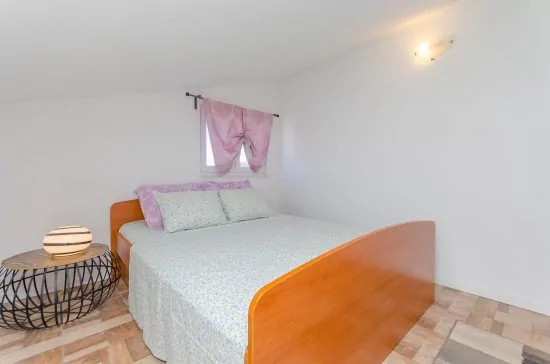 Apartmán Severní Dalmácie - Pirovac DA 4206 N1