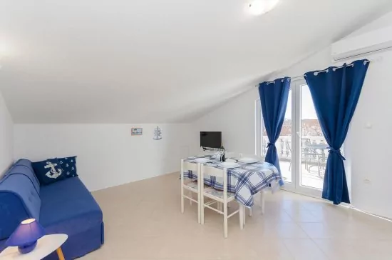 Apartmán Severní Dalmácie - Pirovac DA 4206 N2