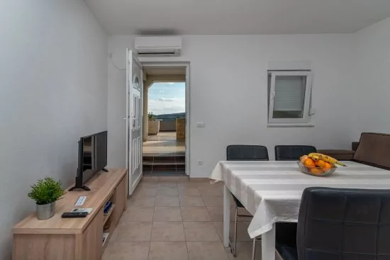 Apartmán Střední Dalmácie - Seget Donji DA 3232 N1