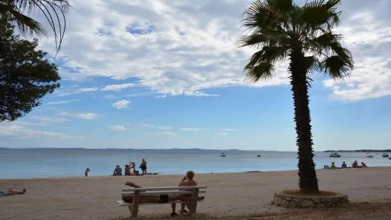 Vir - oblázková pláž.