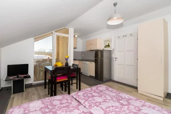 Apartmán Severní Dalmácie - Vodice DA 4131 N1