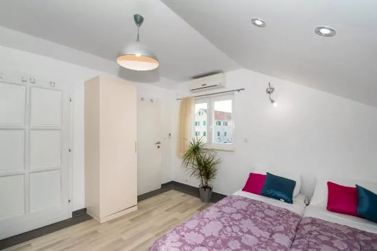 Apartmán Severní Dalmácie - Vodice DA 4131 N1