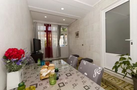 Apartmán Střední Dalmácie - Baška Voda DA 2104 N1