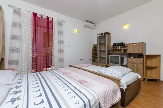 Apartmán Střední Dalmácie - Baška Voda DA 2105 N1