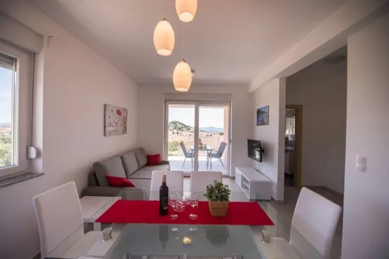 Apartmán Severní Dalmácie - Tribunj (Vodice) DA 4135 N2