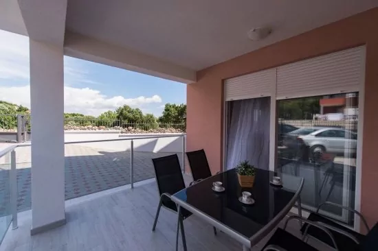 Apartmán Severní Dalmácie - Tribunj (Vodice) DA 4135 N3