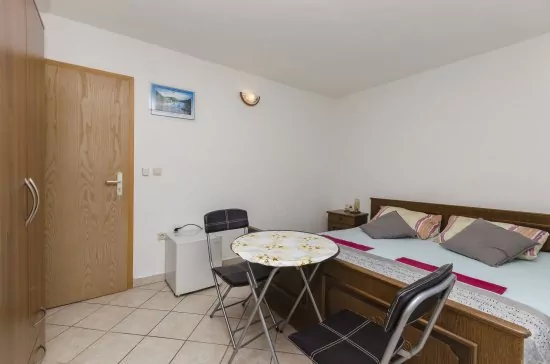 Apartmánový pokoj Severní Dalmácie - Tribunj (Vodice) DA 4137 N2