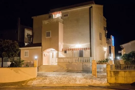 Apartmán Střední Dalmácie - Tučepi DA 1904 N2