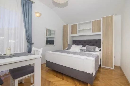 Apartmán Střední Dalmácie - Tučepi DA 1904 N5
