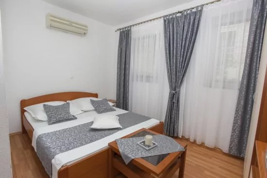 Apartmánový pokoj Střední Dalmácie - Tučepi DA 1904 N7