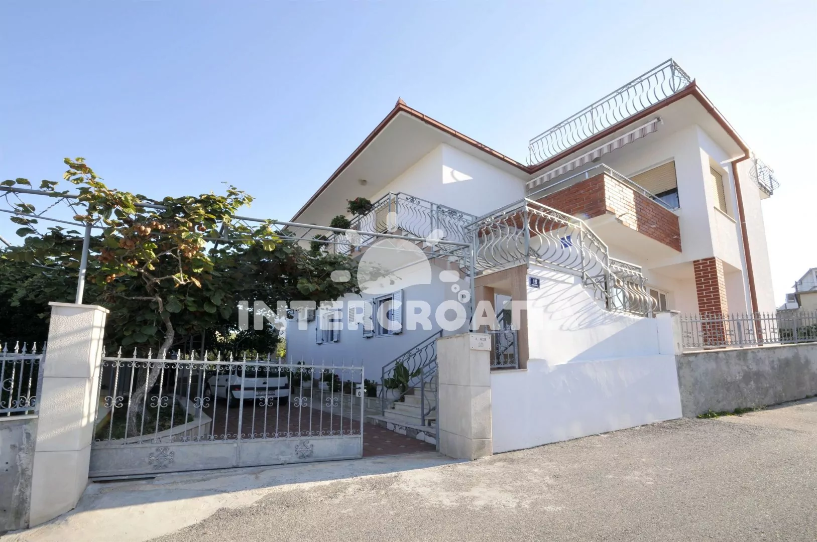 Apartmán Střední Dalmácie - Okrug Gornji DA 3316 N2