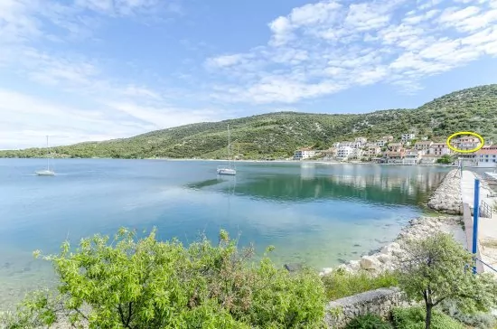 Umístění objektu z leteckého pohledu.