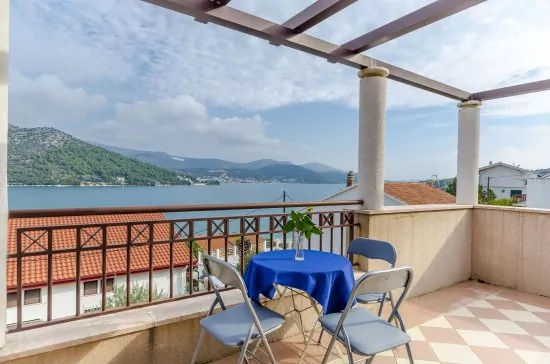 Apartmán Střední Dalmácie - Marina DA 3432 N1