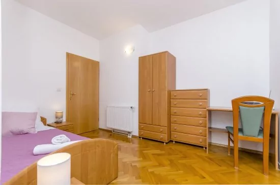 Apartmán Střední Dalmácie - Marina DA 3432 N1
