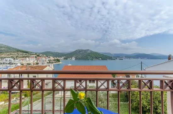 Apartmán Střední Dalmácie - Marina DA 3432 N1