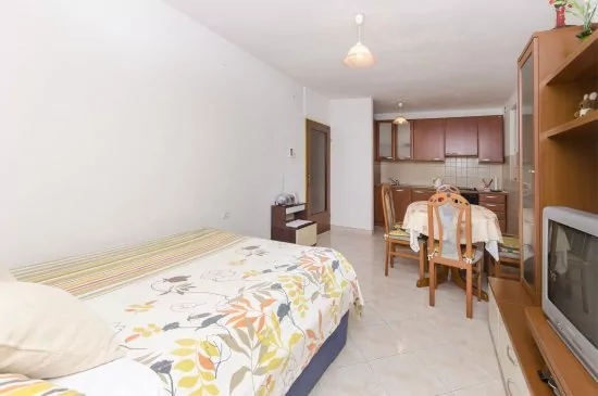 Apartmán Severní Dalmácie - Tribunj (Vodice) DA 4142 N1