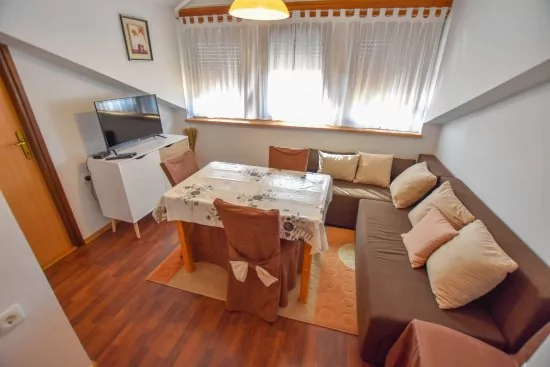 Apartmán Severní Dalmácie - Biograd na Moru DA 4709 N1
