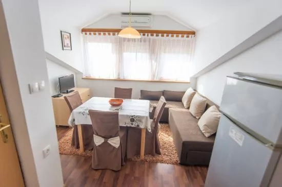 Apartmán Severní Dalmácie - Biograd na Moru DA 4709 N1