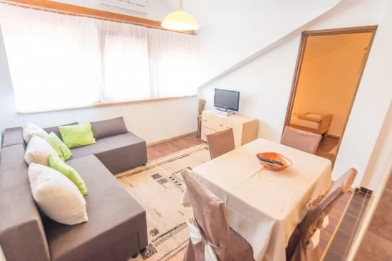 Apartmán Severní Dalmácie - Biograd na Moru DA 4709 N2