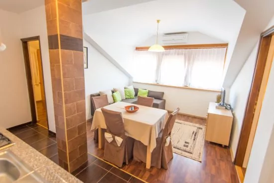 Apartmán Severní Dalmácie - Biograd na Moru DA 4709 N2