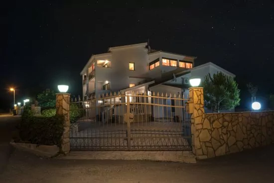 Apartmán Střední Dalmácie - Vinišće DA 3433 N2