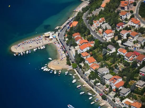 Jadranovo letecký pohled.