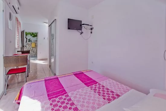 Apartmán Ostrov Hvar - Hvar OS 2006 N1