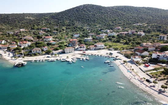 Vinišće letecký pohled.