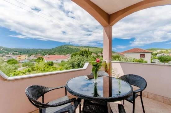 Apartmán Střední Dalmácie - Vinišće DA 3435 N2