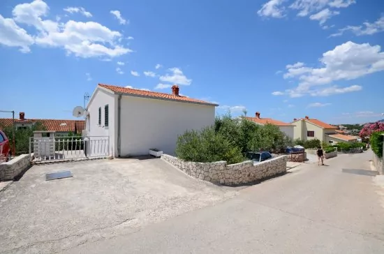 Apartmán Střední Dalmácie - Okrug Gornji DA 3317 N1