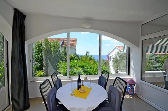 Apartmán Střední Dalmácie - Okrug Gornji DA 3317 N1